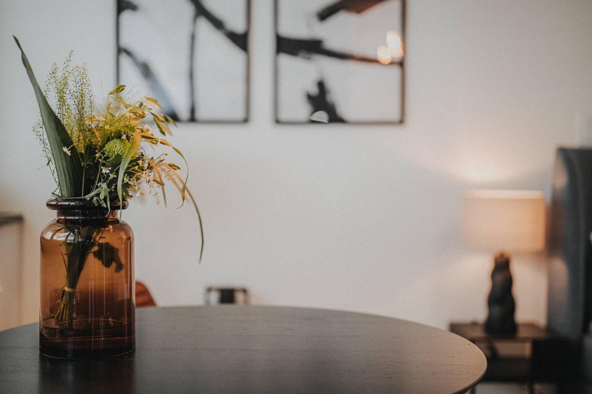 Downtown Apartment Mit Luxusbad Am Hafen Nur 5 Minuten Zu Fuss In Die Innenstadt Und Zum Bahnhof! Oldenburg Buitenkant foto